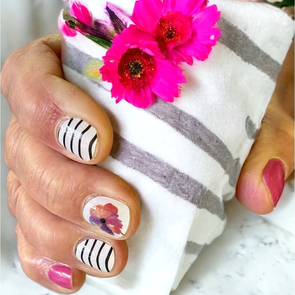 Barbie pink with stripes nail wraps